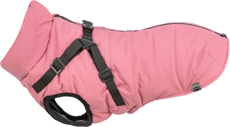 Rosa Hundemantel mit schwarzem Gurt und Schnalle, seitlich liegend, mit sichtbarem Etikett.