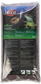 Eine durchsichtige Plastiktüte mit der Aufschrift „Trixie Reptiland Pinienrinde Natürliches Terrariensubstrat 20L“ und einem Bild einer Echse.