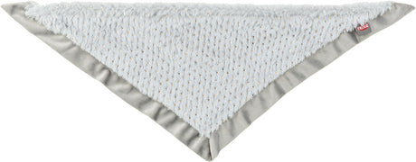 Dreieckiges, flauschiges Tuch in Grau mit goldenem Pünktchenmuster und einem Trixie-Label an der Ecke.