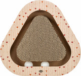 Dreieckige Kratzfläche aus Pappe mit herzförmigem Muster und zwei weißen Kugeln an der Basis.