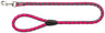 Grau-pink geflochtene Hundeleine mit silbernem Karabinerhaken und schwarzem Verbindungsstück.