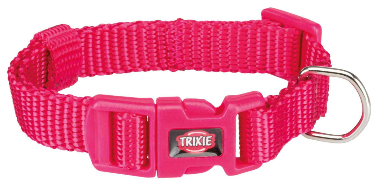 Rosa Halsband mit Schnalle und D-Ring aus Metall, Label „Trixie“ auf Kunststoffverschluss sichtbar.