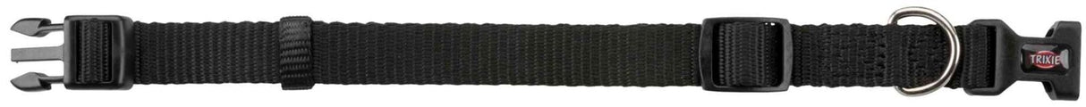 Schwarzes, verstellbares Nylon-Halsband mit Klickverschluss und Metallring zur Befestigung; Markenlogo teilweise sichtbar.