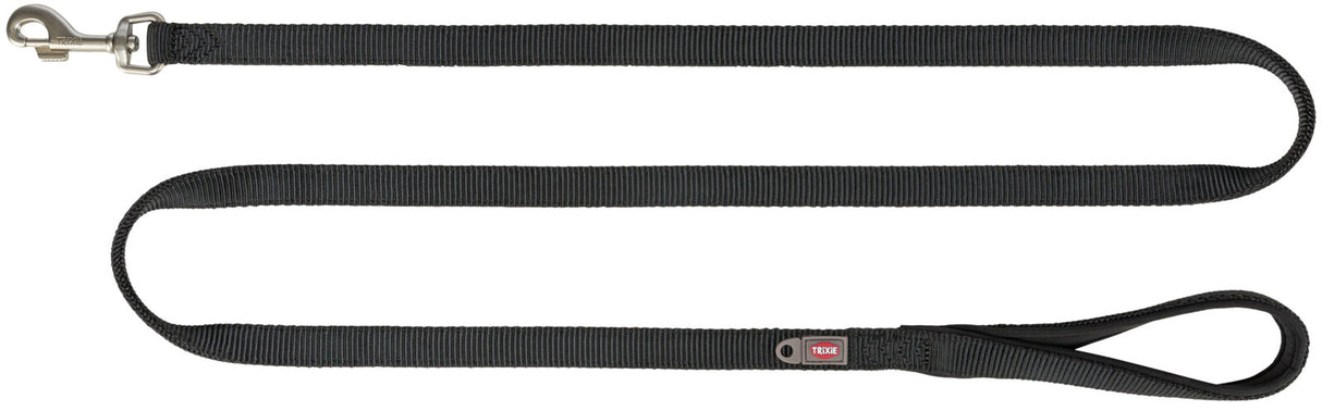 Schwarze Hundeleine mit stabilem Karabinerhaken und gepolsterter Handschlaufe, Logo "Trixie" sichtbar.