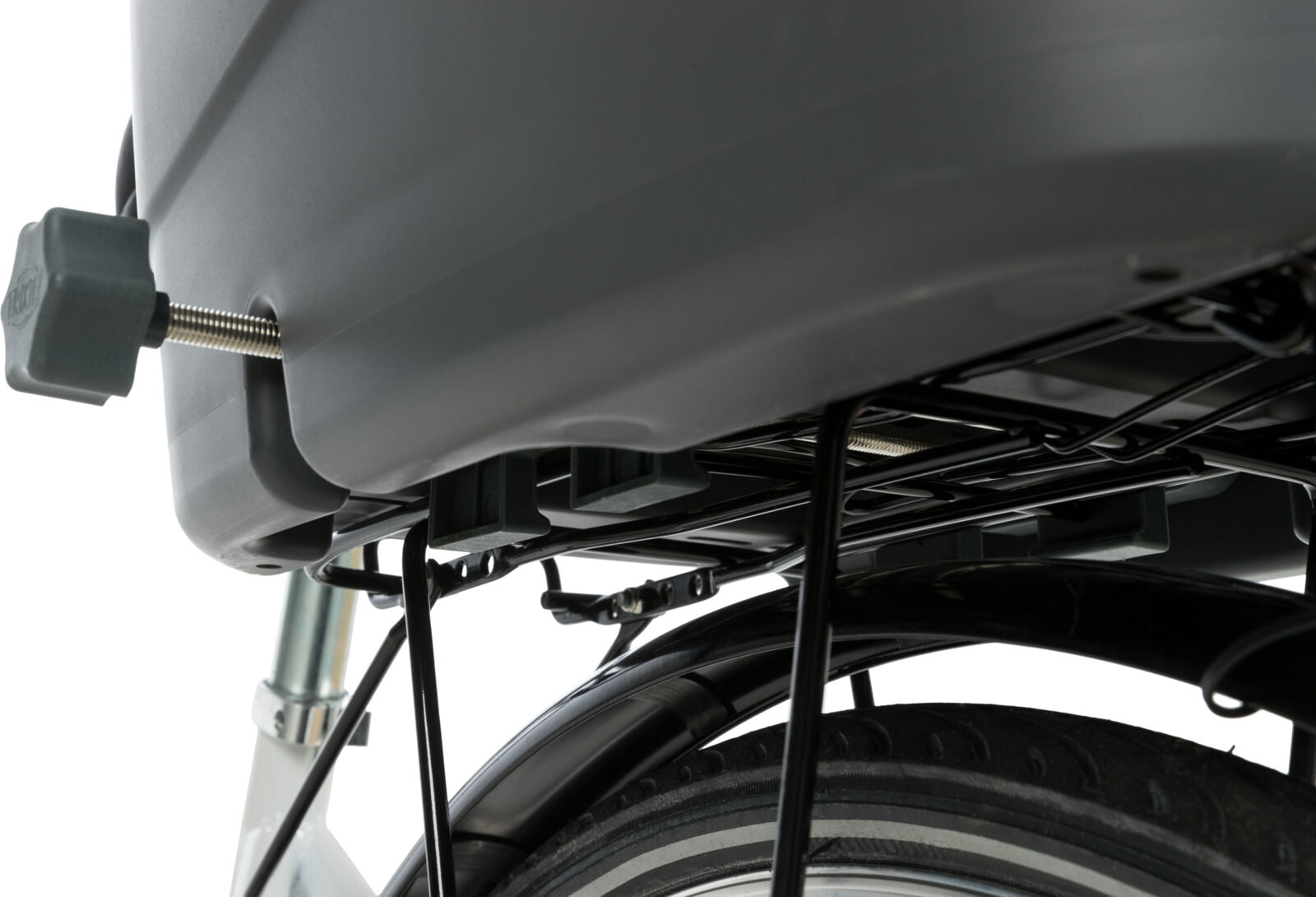 Nahaufnahme eines Fahrradträgers mit grauem Gehäuse, schwarzem Gestell und sichtbarer Befestigungsschraube.