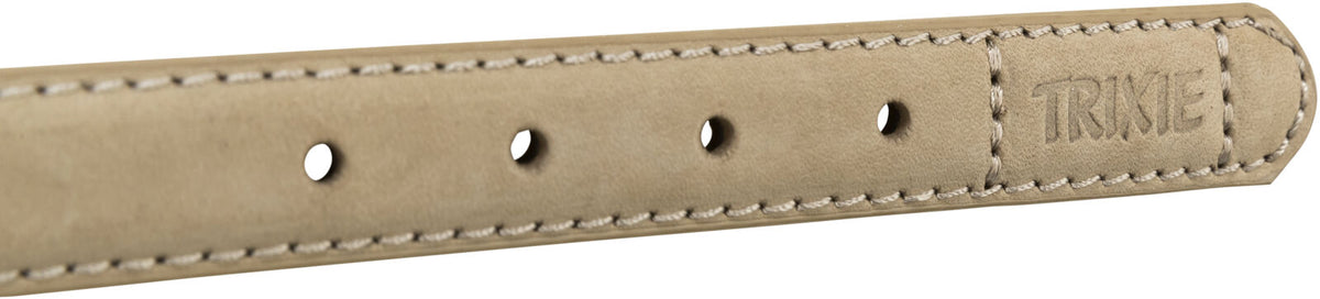Beiges Halsband mit mehreren Löchern und sichtbarer Naht, an der Seite der Schriftzug "TRIXIE".