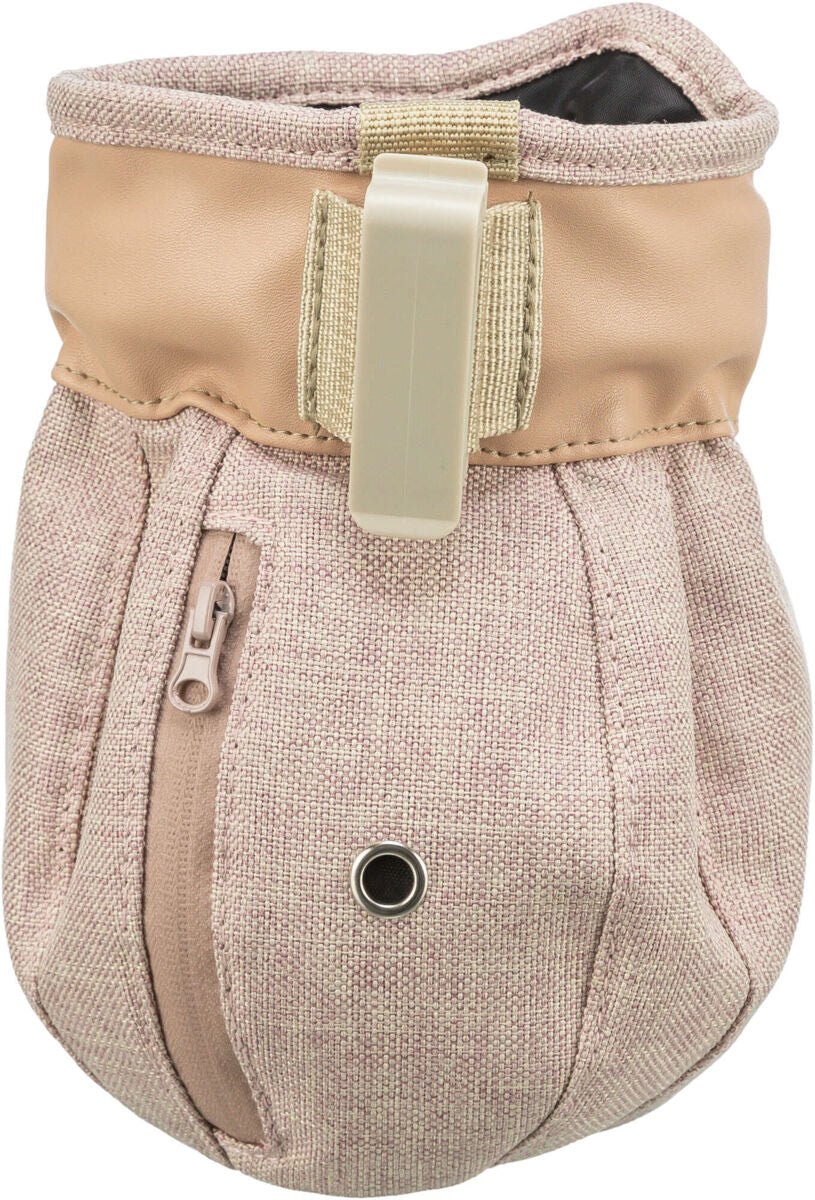 Beige Tasche aus Stoff mit Reißverschluss, Metallöse und Clip, geeignet zur Befestigung.