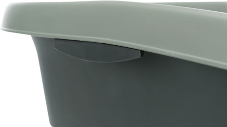 Grauer rechteckiger Behälter mit leicht gebogenem Rand und glatter Oberfläche.