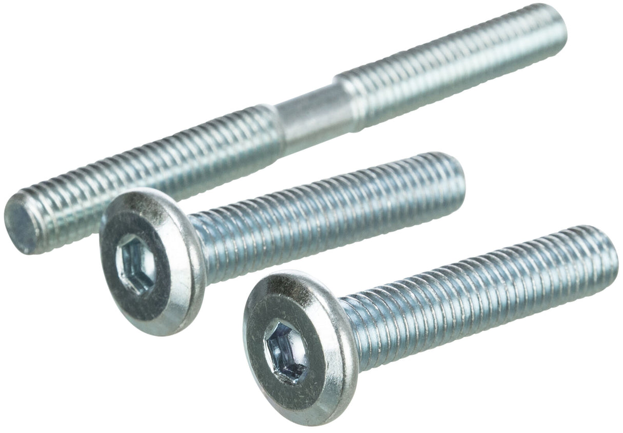 Drei silberne Sechskant-Schrauben in verschiedenen Längen, schräg nebeneinander angeordnet.