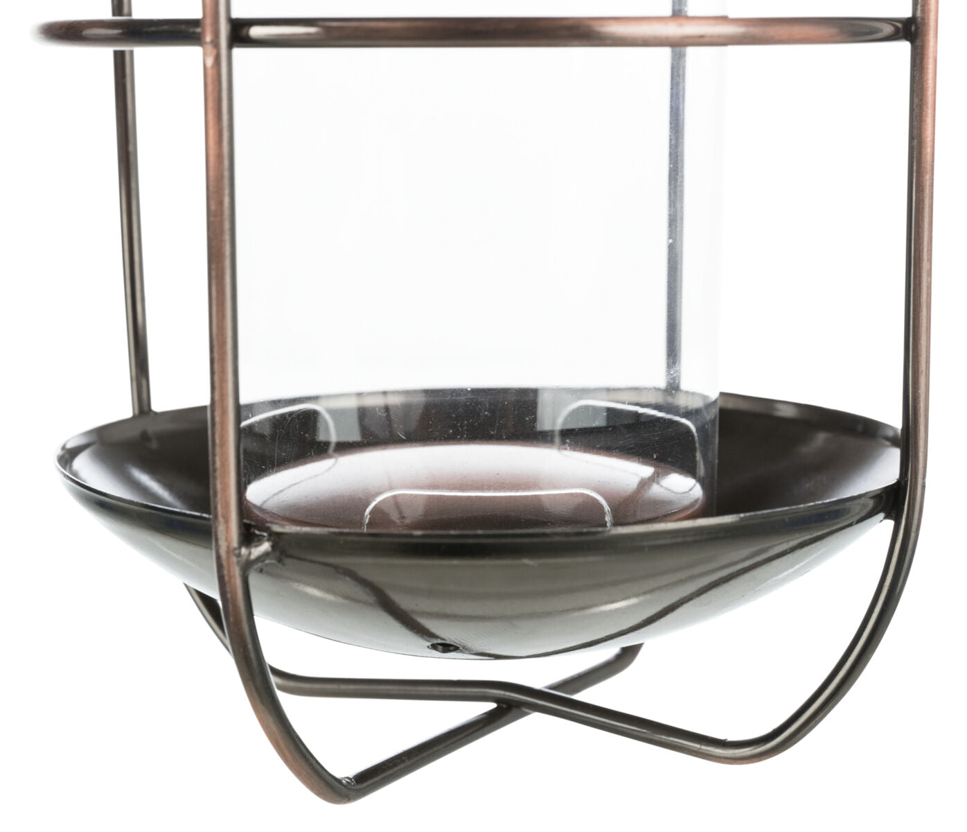 Metallgestell mit Glaszylinder und schwarzer Metallschale, geometrische Struktur, weiße Hintergrundfläche.