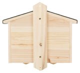 Holzkasten mit schrägem Dach und mittigem Befestigungsbrett, in hellem Naturholzton, Schrauben sichtbar.