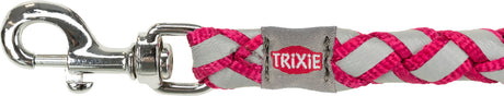 Silberner Karabinerhaken mit grauer Leine, die mit pinken Bändern umwickelt ist, Text "TRIXIE" auf Label.