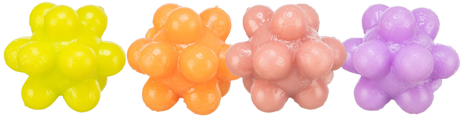 Vier rundliche, strukturierte Objekte in Gelb, Orange, Rosa und Lila nebeneinander auf weißem Hintergrund.