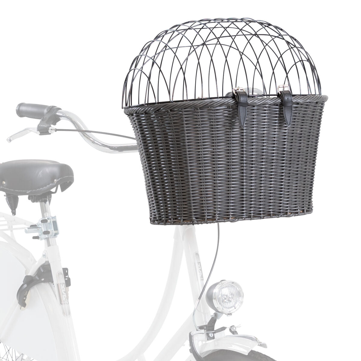Ein schwarzer Fahrradkorb aus Korbgeflecht mit Metallkäfigabdeckung ist am Lenker eines weißen Fahrrads befestigt.