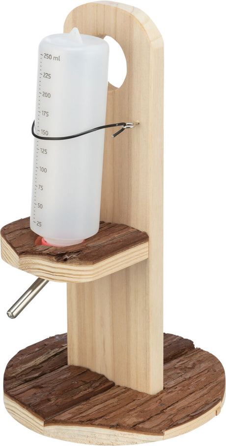 Holzständer mit Plastikflasche und Metallauslauf, Skala bis 250 ml an der Flasche sichtbar.
